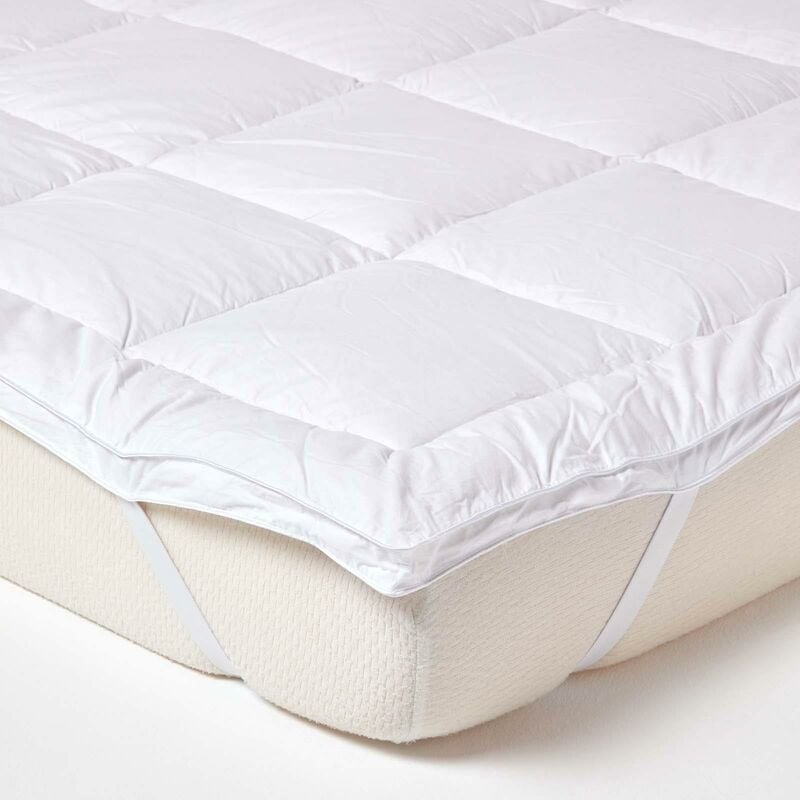 Homescapes - Pure Mulberry Silk Blend Mattress Topper 700GSM, Single