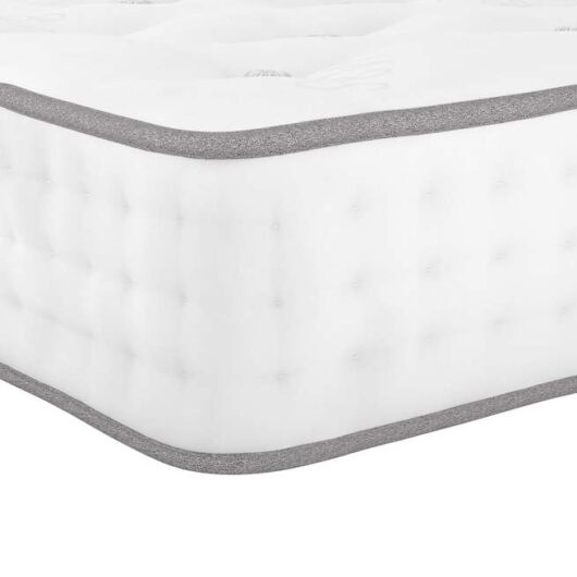 M&S 2500 British Wool Pocket Spring Medium Mattress White