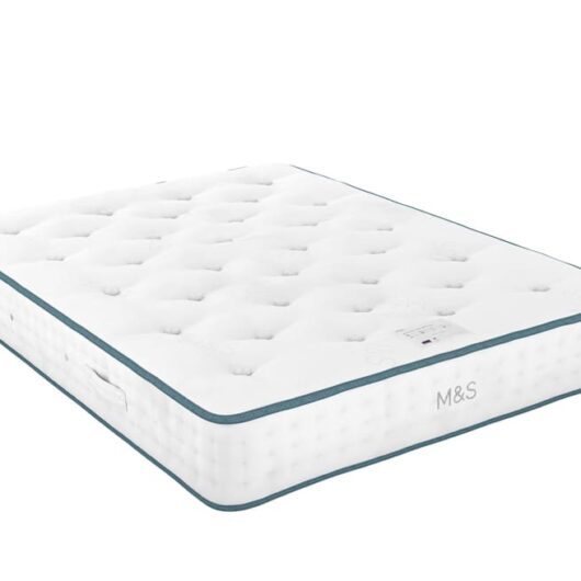 M&S 3500 British Wool Pocket Spring Medium Mattress White