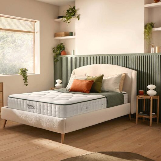Silentnight 1200 Pocket Spring Medium Mattress White