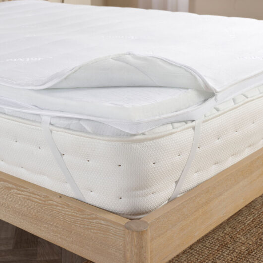 Slumberdown Airstream Memory Cool Mattress Topper, Firm Support, King