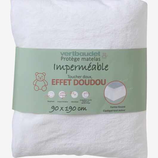 Waterproof Mattress Protector in Soft Touch Microfibre white